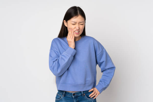 ranger os dentes dormindo dores